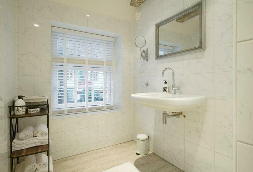 침실 1개 아파트, Karel De Grote Bergen