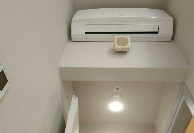 غرفة قياسية, Casa Diocesana Di Altavilla