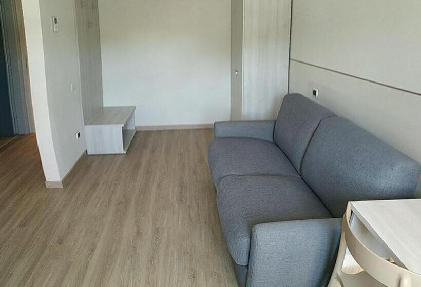 غرفة قياسية, Casa Diocesana Di Altavilla