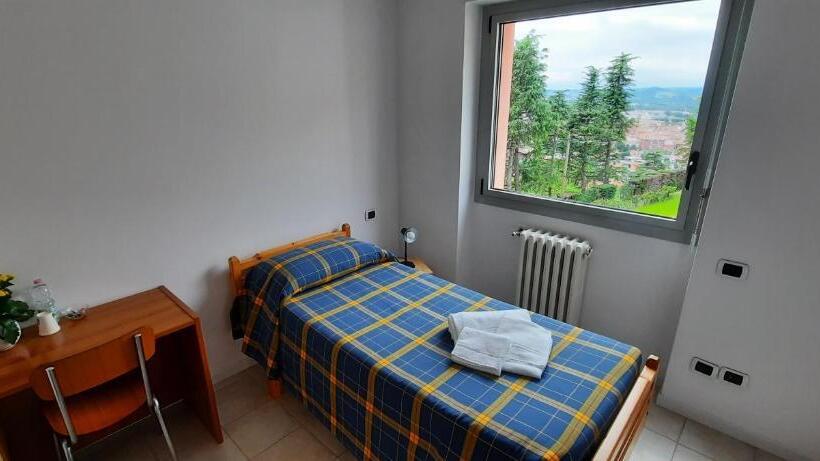 Pokój Basic Jednoosobowy, Casa Diocesana Di Altavilla