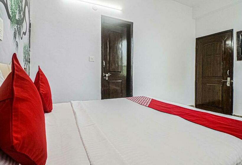 트리플 클래식 룸, Flagship Hotel Royal Rooms