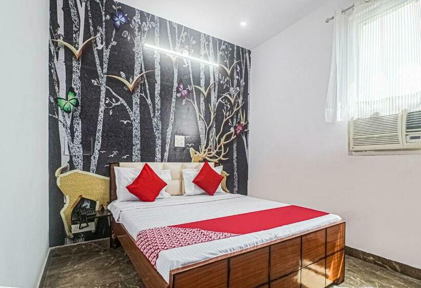 트리플 클래식 룸, Flagship Hotel Royal Rooms