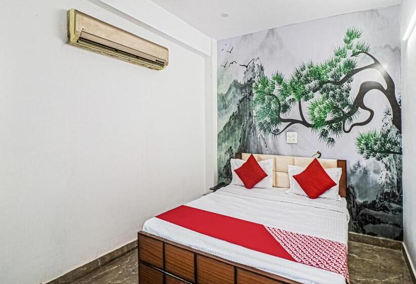 트리플 클래식 룸, Flagship Hotel Royal Rooms