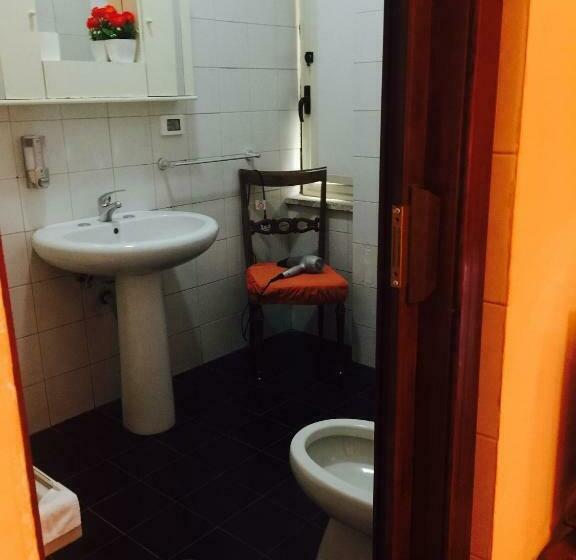 اتاق استاندارد چهار تخته, B&b Bruno