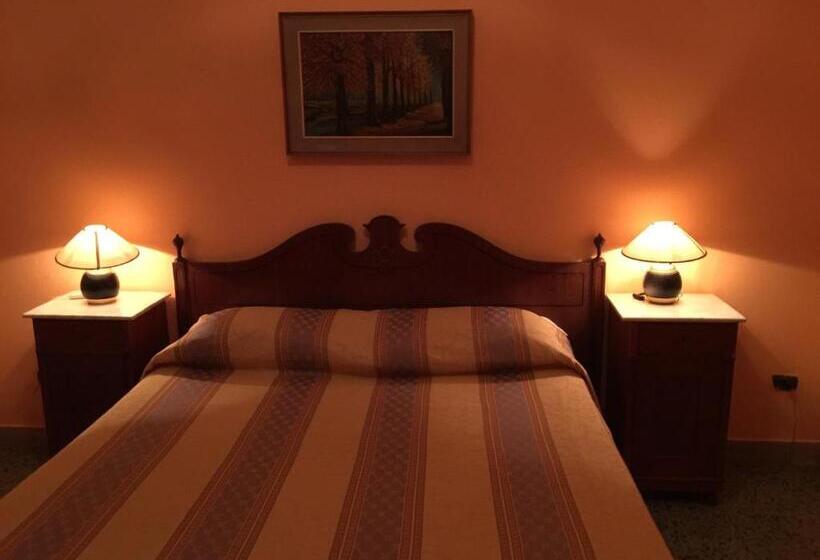 اتاق خانوادگی, B&b Bruno