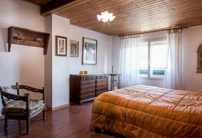 חדר סטנדרט, B&b Gennarcu