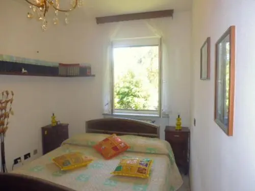 ファミリールーム, A Casa Di Lara