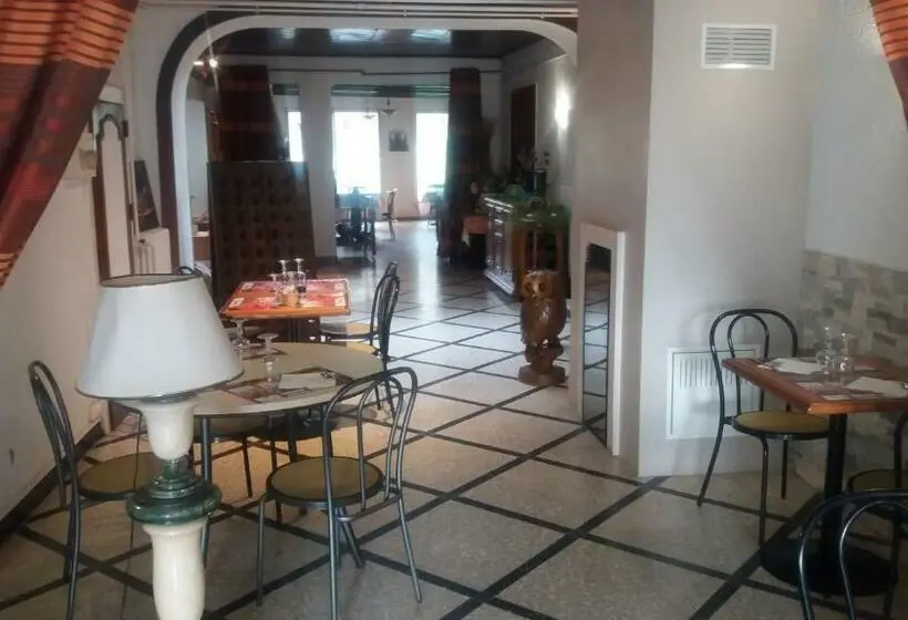 スタンダードルーム, Relais De La Mothe