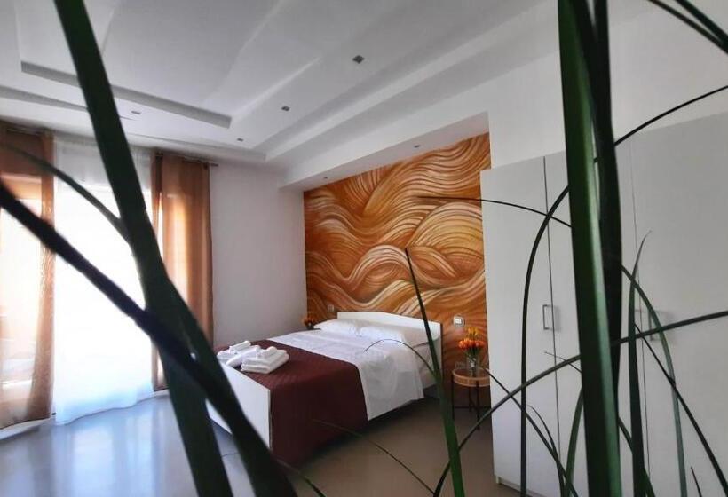 חדר סטנדרט לשלושה, Wisarelax