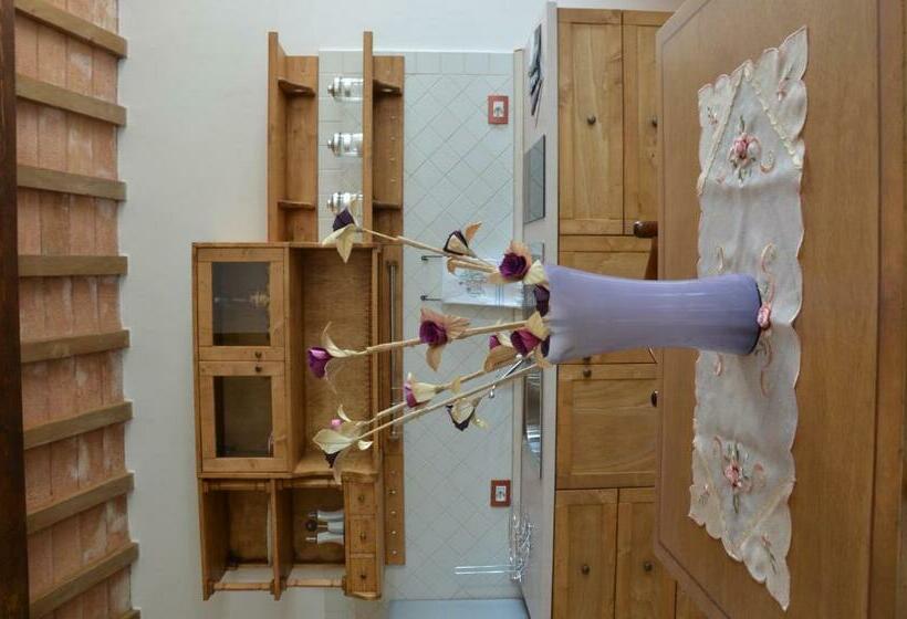 带1个卧室带泳池的公寓, Agriturismo Fontefredda