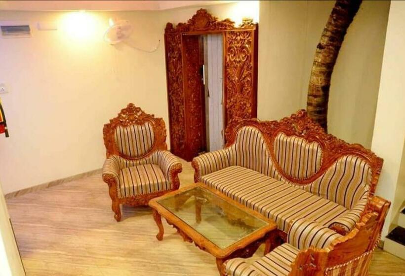 חדר דלוקס, Shalimar Executive, Uran Islampur