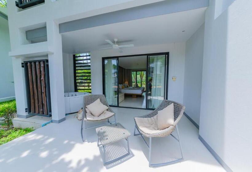 标准间带漩涡浴缸, Siamdasada Khaoyai