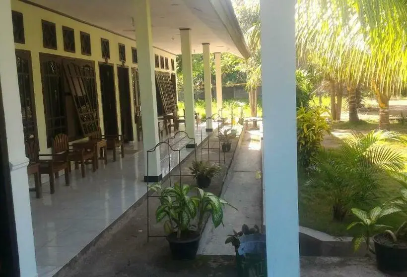スタンダードトリプルルーム, Bintang Wisata Riung