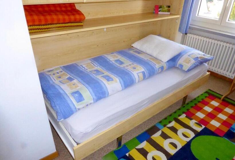 דירת שלושה חדרים, Guntli’s Family Guesthouse