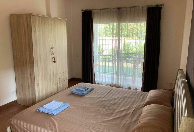 Quarto Deluxe com Sacada, Janson S House Next To Singha Park Chiang Rai