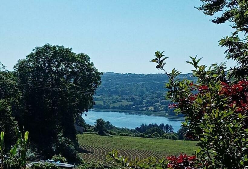 جناح سرير كينج, Le Rocher Du Samoyède