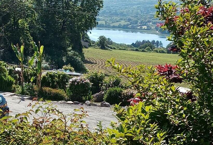 מיטת קינג בסוויטה, Le Rocher Du Samoyède