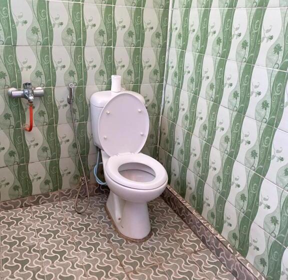 经济房, Mahoni Guest House