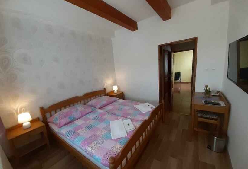 חדר דלוקס, Penzión šefčík