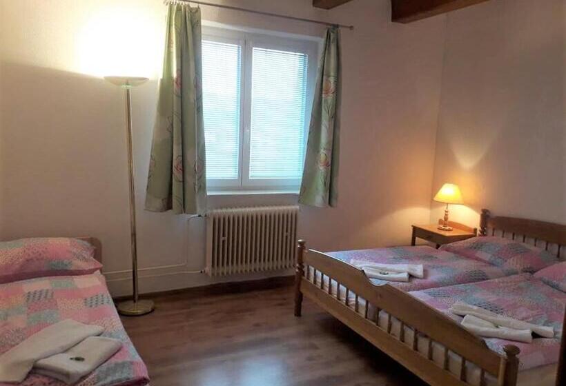 חדר סטנדרט לשלושה, Penzión šefčík