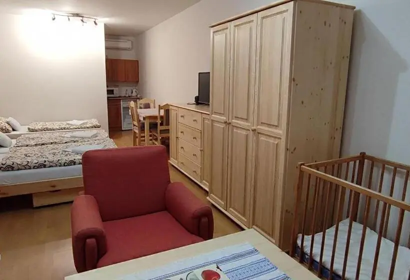 Standard Kolmen Hengen Huone, Penzión Veperec