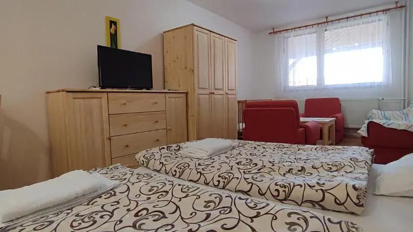 Standard Kolmen Hengen Huone, Penzión Veperec