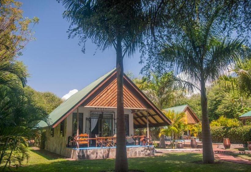 בקתה סטנדרטית, Serenity On The Lake