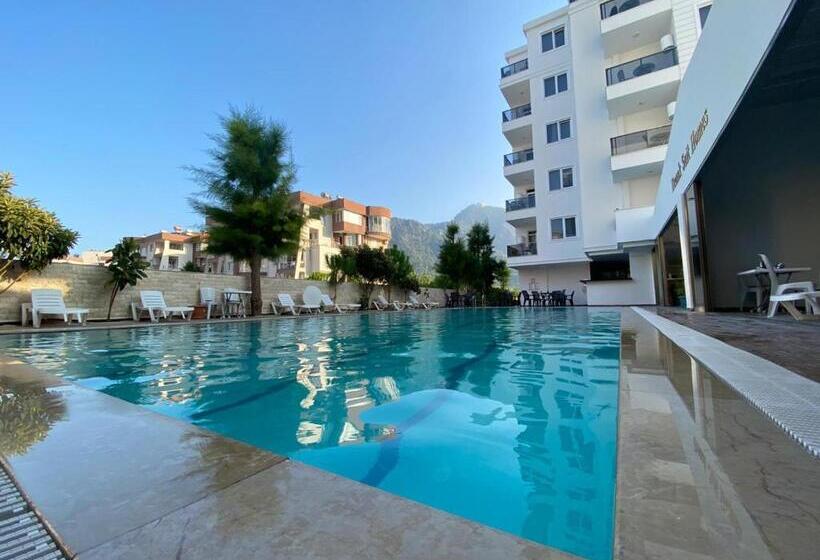 דירת חדר נוף לבריכה, Erya Homes