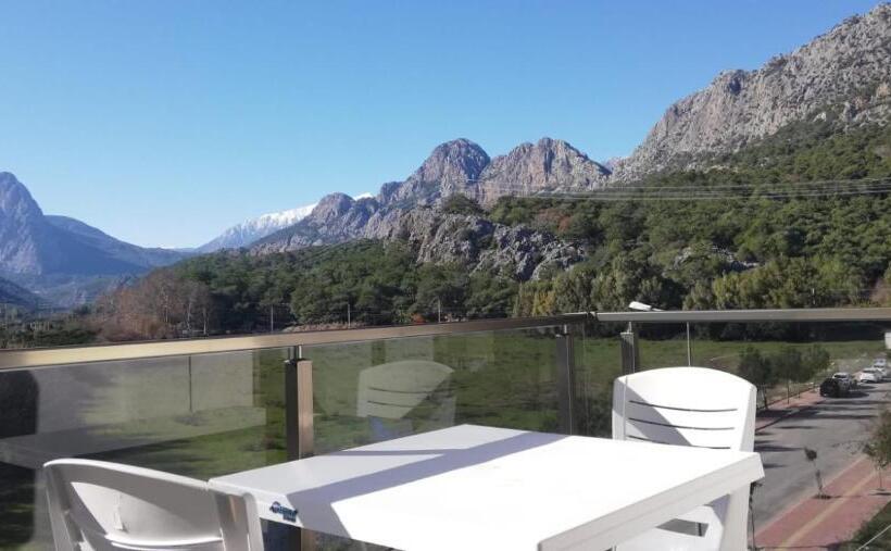 침실 1개 풀장 전망 아파트, Erya Homes