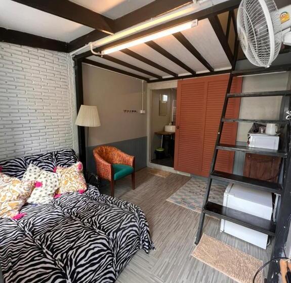 غرفة قياسية مطلّة علي الحديقة, Eden Hotel Bangsean