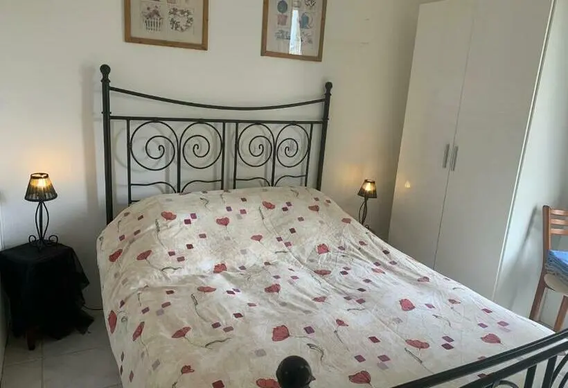 スタンダードルーム, Chambres D  Hotes A Benaize