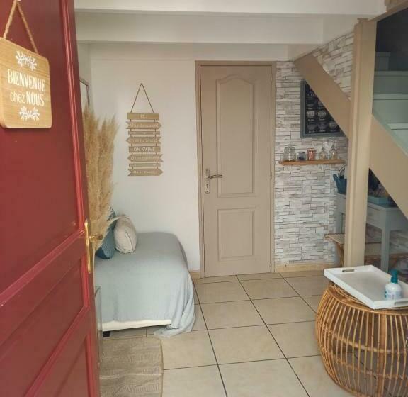 Номер Стандарт, Studio Cosy à 10 Minutes De Nîmes