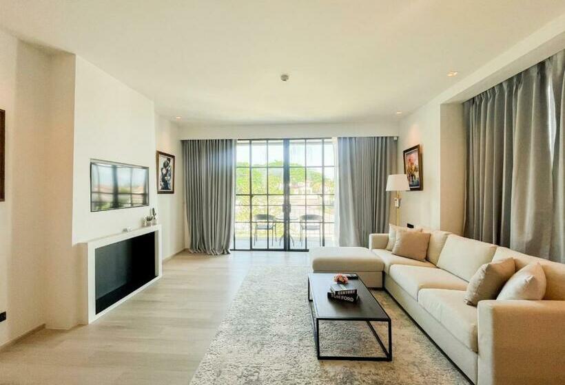 스위트 킹사이즈 침대, Bergh Apton Khao Yai