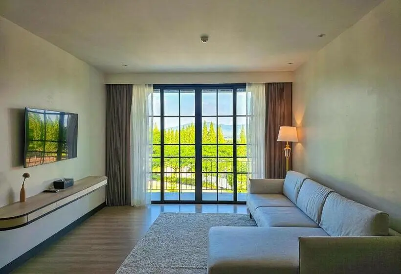 Sviitti, Bergh Apton Khao Yai