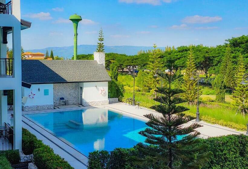 스위트 킹사이즈 침대, Bergh Apton Khao Yai