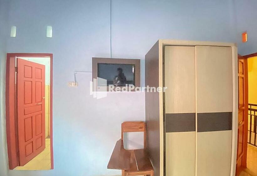 חדר סטנדרט, Homestay Tirtasari Pinrang City Center Mitra Reddoorz