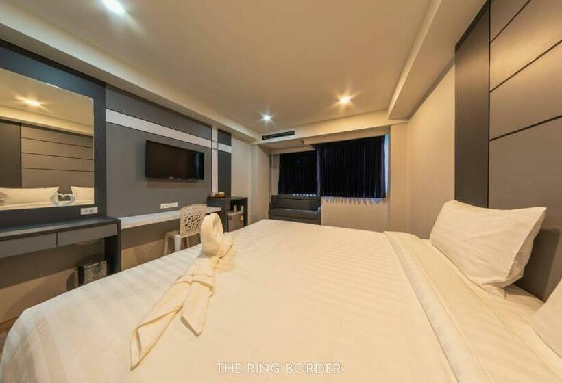 Номер Superior, The Ring Border