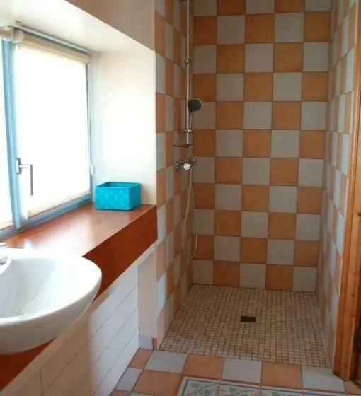 身障者適用スタンダードルーム, B&b La Maison Des Collines Autour Chambres D Hôtes