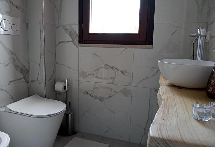 テラス付きスタンダードルーム, B&b Tra Mare E Montagna   Sauna E Piscina