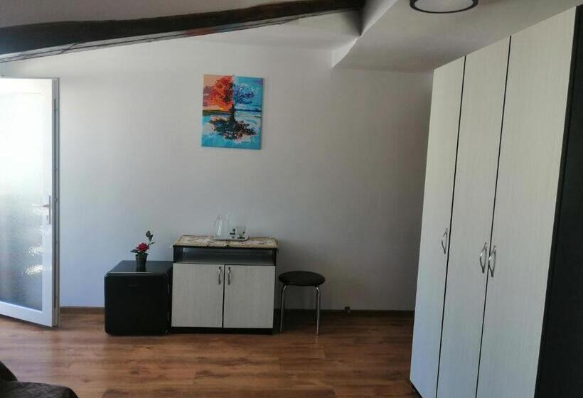 غرفة قياسية, Casa Gramy