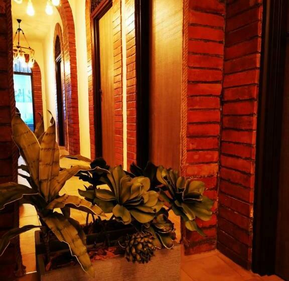 标准间, Imperial Park