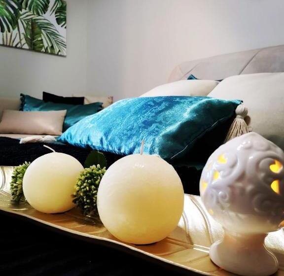 豪华三人间, Imperial Park