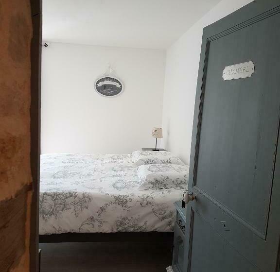 חדר בסיסי, La Maison Des Maîtres De Forge