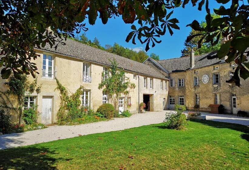 חדר סופריור לשלושה, La Maison Des Maîtres De Forge