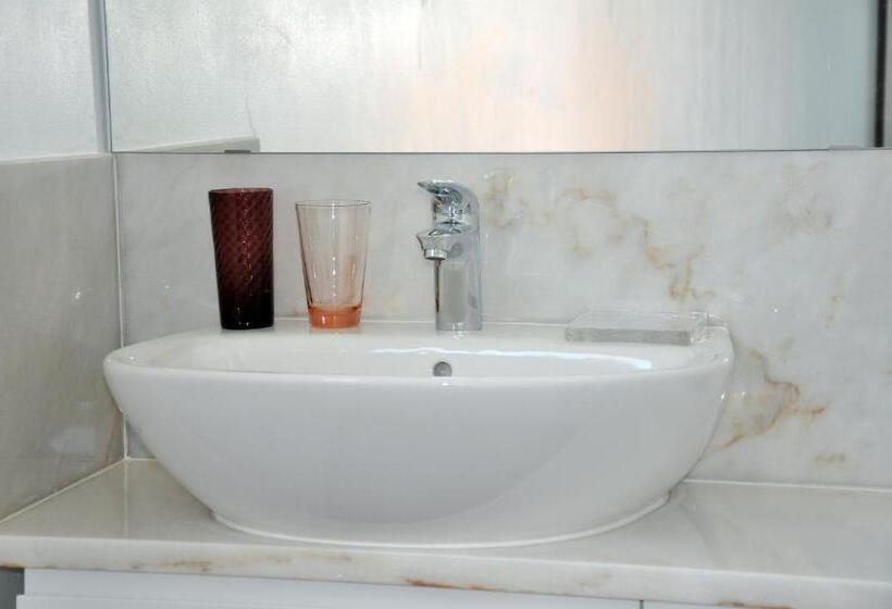 스탠다드 룸 산 전망, Sleep In Bucelas