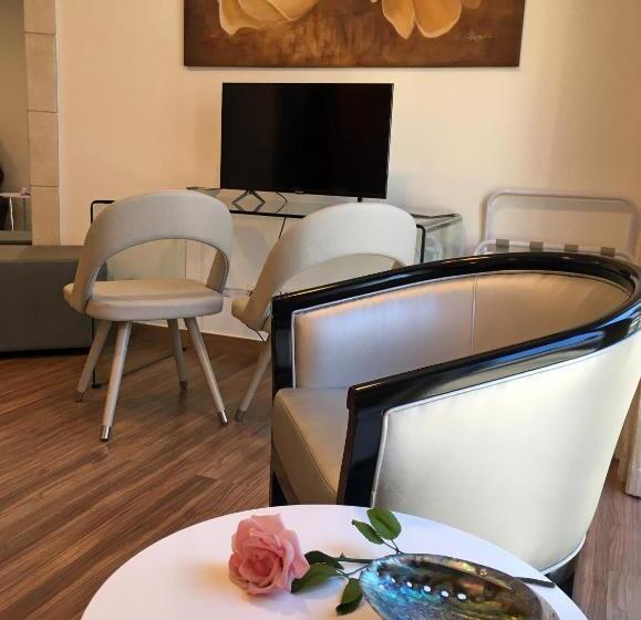 디럭스 룸, Sleep In Bucelas