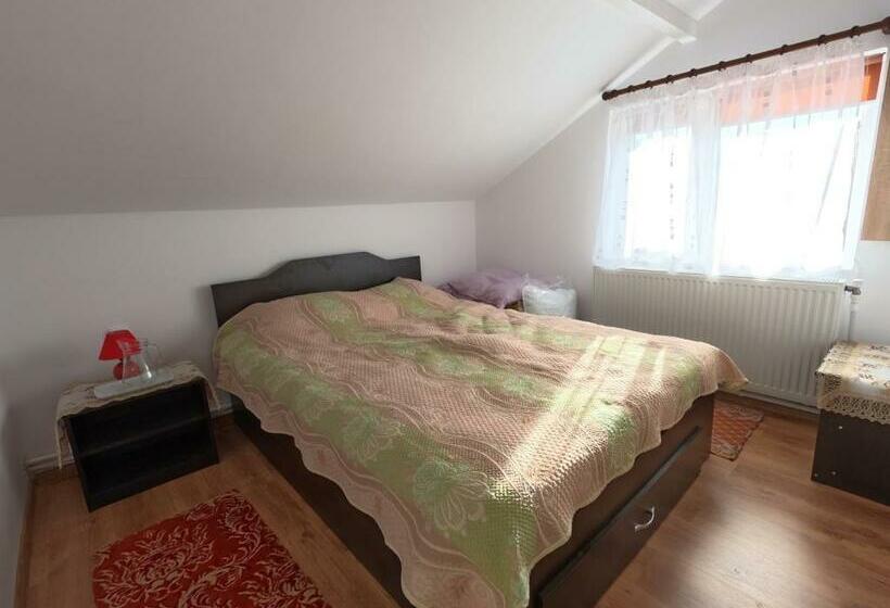 غرفة قياسية, Casa Gramy