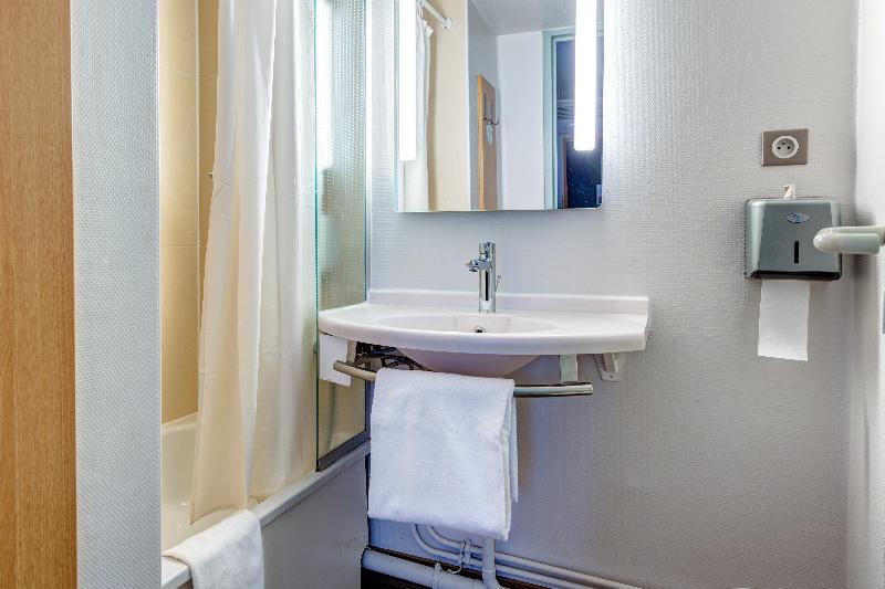 Номер Стандарт, B&b Hotel Orgeval