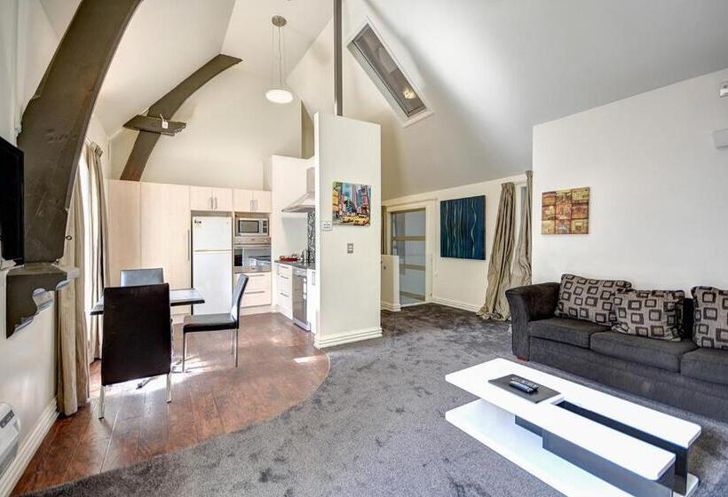 内部两卧公寓, Chapel Apartments