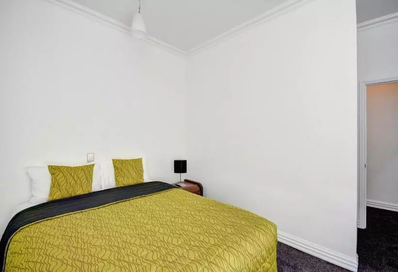 インサイド2ベッドルームアパートメント, Chapel Apartments